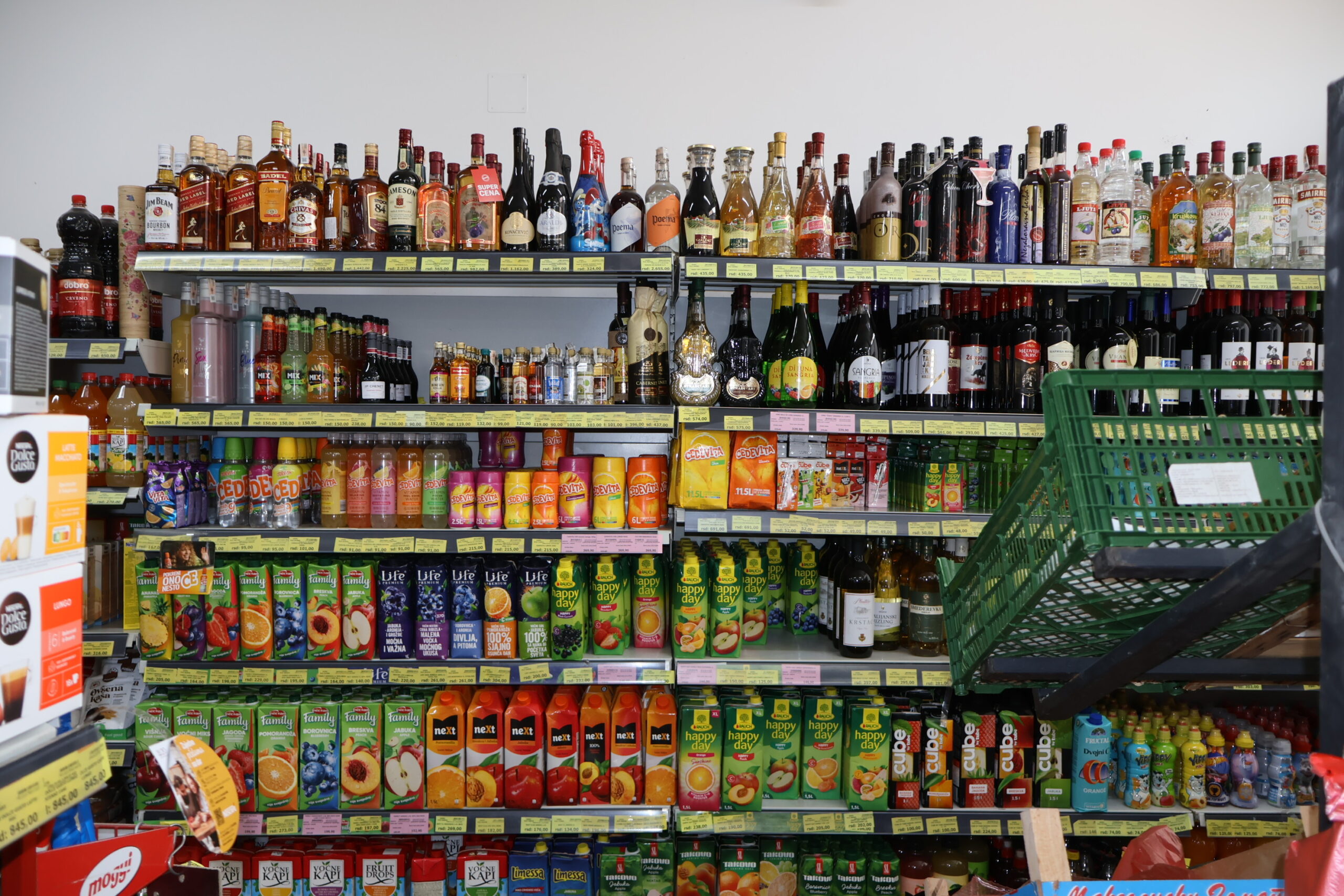 Euro Ša.M<br />
surosam<br />
market<br />
akcije